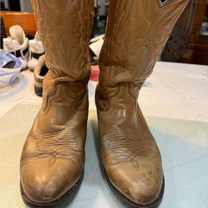 Laredo men’s Light Brown Western Boots size 8